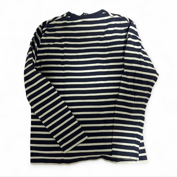 [SOLD] Uniqlo Navy and White Striped Tee - Picture 3 of 4